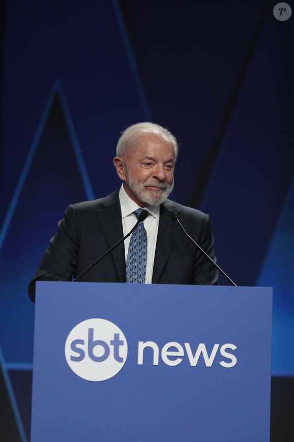 Lula participou do lançamento do SBT News a convite da emissora; 'O lançamento do projeto, na última sexta-feira, 12/12, refletiu essa pluralidade e o respeito a todas as instituições. Tivemos representantes do Executivo, do Judiciário e do Legislativo', afirmou Daniela Beyruti
