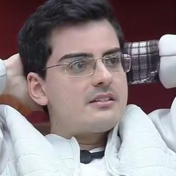 A Fazenda 17: Dudu Camargo foi dopado? Vale destacar que trata-se de uma combinação muito perigosa, que sobrecarrega o coração e o sistema nervoso