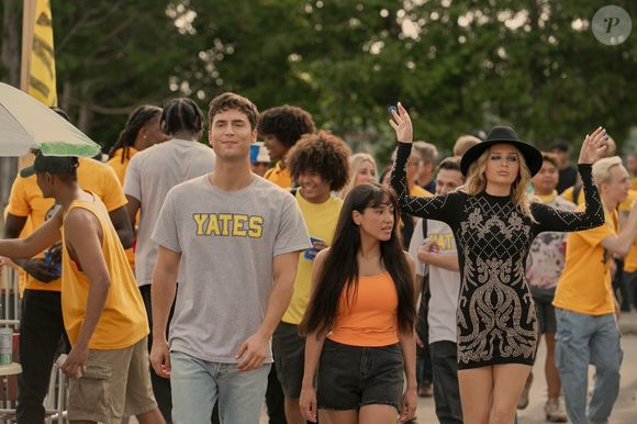 A série da A24 e Amazon MGM Studios mistura humor escrachado com momentos de vulnerabilidade emocional