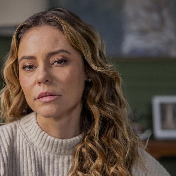 Heleninha (Paolla Oliveira) incentivará que Celina retribua o carinho de Olavo