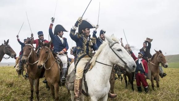 4 atores da Globo que interpretaram D. Pedro I na TV para celebrar o Dia da Independência; o último levou muitas crianças às lágrimas