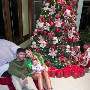 Em 2021, Virgínia Fonseca passou o Natal de verde e três meses depois, anunciou que estava grávida de Maria Flor, segundo fruto do casamento com Zé Felipe