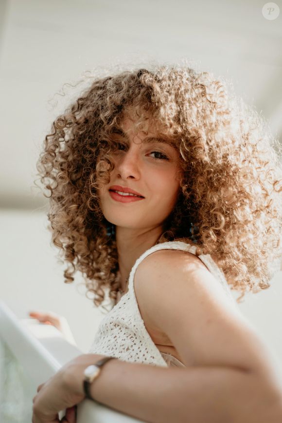 Para dar volume ao cabelo, é possível recorrer a diferentes tratamentos