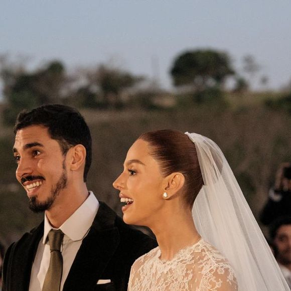 Um dos charmes do vestido de Giovanna Lancellotti foi seu véu alongado