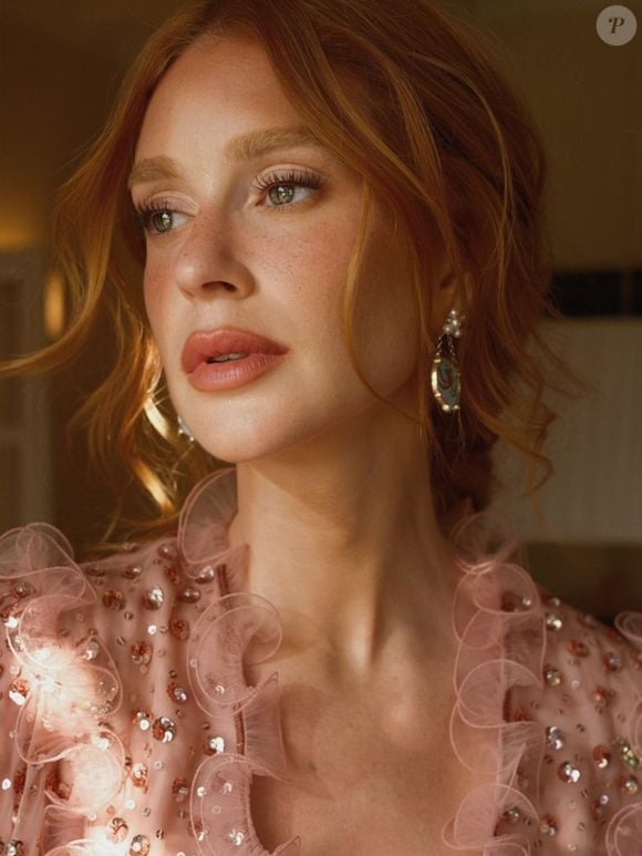 Marina Ruy Barbosa abre o jogo sobre o ruivo icônico e revela segredo da rotina capilar