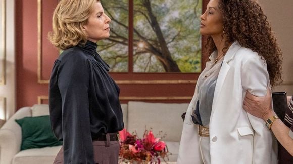 BOMBA da maionese envenenada em 'Vale Tudo' (13 de agosto): Furiosa, Raquel perde o controle e mostra para Odete Roitman do que é capaz