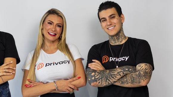 Aos 20 anos, filho de Andressa Urach faz cirurgia de aumento peniano e almeja 3 cm em comprimento: 'Seguro e entregue no momento do sexo'