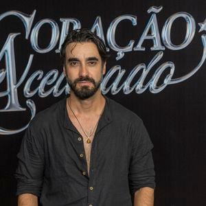 Inácio Palhares Leite (Gabriel Godoy) - Radialista da Rádio Estrela do Cerrado. Gente boa, apaixonado pelo que faz e profundo conhecedor de música.