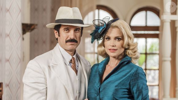 Em 'Êta Mundo Bom!', Flávia Alessandra viveu Sandra, comparsa de Ernesto (Eriberto Leão).