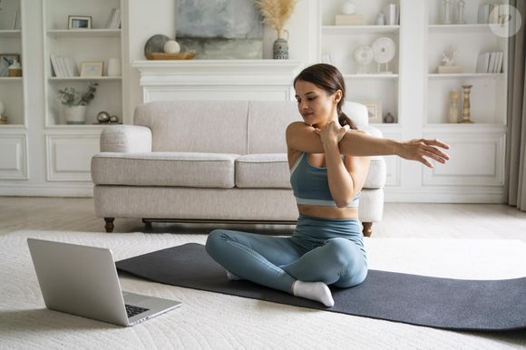 O Pilates em casa é uma ótima forma de se iniciar na prática e ainda trabalhar seu corpo