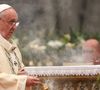 Papa Francisco está sem febre no 23º dia de internação e apresenta melhora na troca de gases