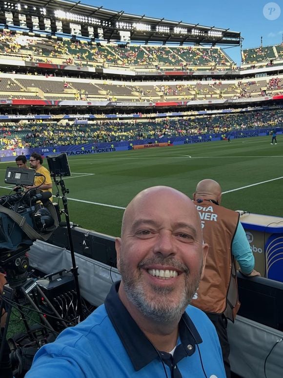 Alex Escobar revelou que fez uma série de exames, que continuam nesta terça-feira (23), e irá se manter afastado da Globo no momento