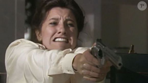 Quem matou Odete Roitman em 'Vale Tudo' foi Leila (Cassia Kis) em 1988. Mesma personagem, agora de Carolina Dieckmann, pode repetir a autoria do crime