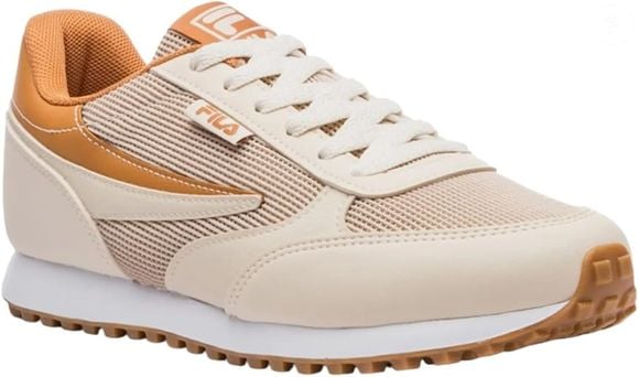 Visual clássico, cores sóbrias e conforto para o dia a dia fazem do Fila Renno Classic uma das apostas para quem busca um tênis versátil para usar durante todo o inverno.