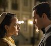 Primeiro beijo de Celso (Rainer Cadete) e Estela (Larissa Manoela) acontece em 19 de julho e marca virada na vida de personagens