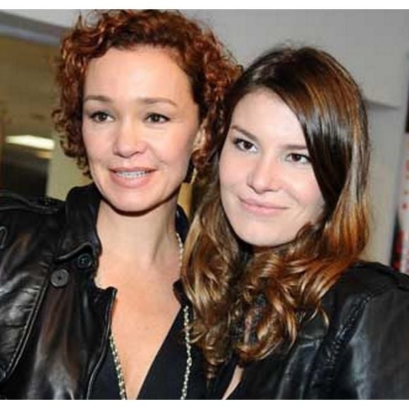 Filha mais velha de Julia Lemmertz, Luiza Lemmertz é fruto do casamento com o executivo da TV Globo Álvaro Osório. Ela tem 37 anos e seguiu os passos da mãe na atuação
