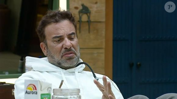 Pai de Viih Tube, Fabiano luta para continuar em ‘A Fazenda 17’ após queda de Will na enquete UOL