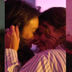 Ui, que calor! Bruna Marquezine e Alanis Guillen protagonizam beijos quentes na 2ª temporada de ‘Amor da Minha Vida’, incendeiam o X e dividem opiniões sobre a química; veja cenas