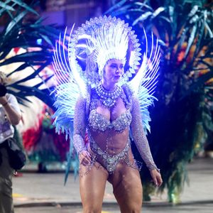 Paolla Oliveira desfilou na Grande Rio entre 2022 e 2025 e pode retornar para o carnaval 2027