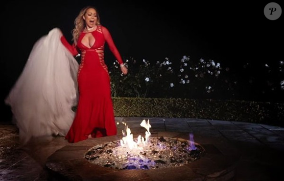 A música "I Don't", em parceria com o rapper YG, aborda o término do relacionamento, com versos como "alguém que ama não deveria tratar o outro mal" e "eu tentei fazer funcionar, não importa o quanto tenha doído".