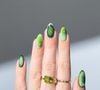Esmalte verde matcha: a cor fora do óbvio que já é queridinha das fashionistas