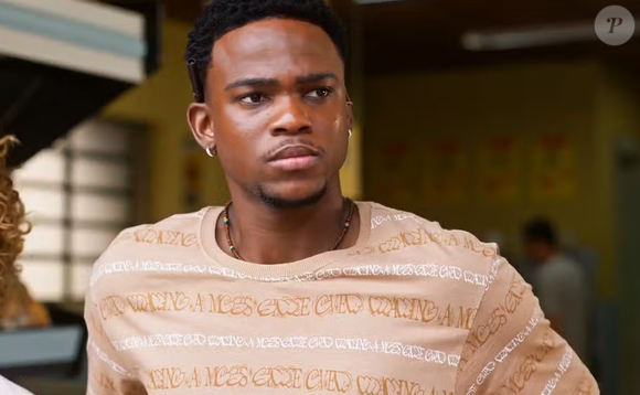 Apesar da bala perdida, Jeff não morre em 'Dona de Mim'. Ele será encaminhado às pressas para o hospital, onde permanecerá sob cuidados.