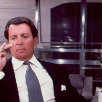 Renato de 'Rainha da Sucata' e perto dos 90, Daniel Filho surge com visual bem diferente ao lado da mulher no Golden Globes Brasil e encontra atores da novela da Globo. Fotos!