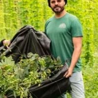 3.000 m² de natureza e cerveja própria: galã de 'Por Você', Thiago Lacerda divide novela com sucesso como empreendedor em fazenda paradisíaca no RJ