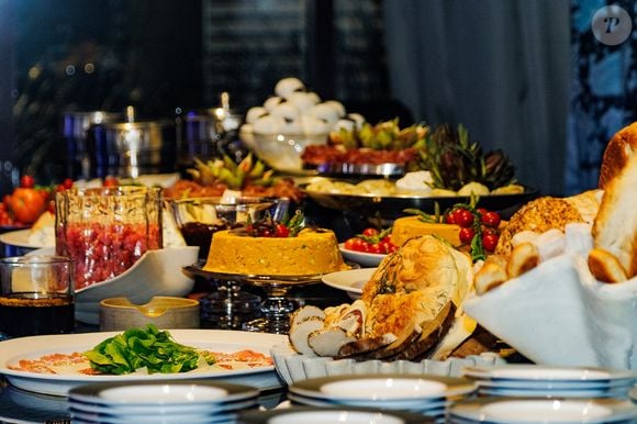 Entre os destaques do menu da festa de Ticiane Pinheiro estavam camarão em crosta panko e mini nhoque trufado