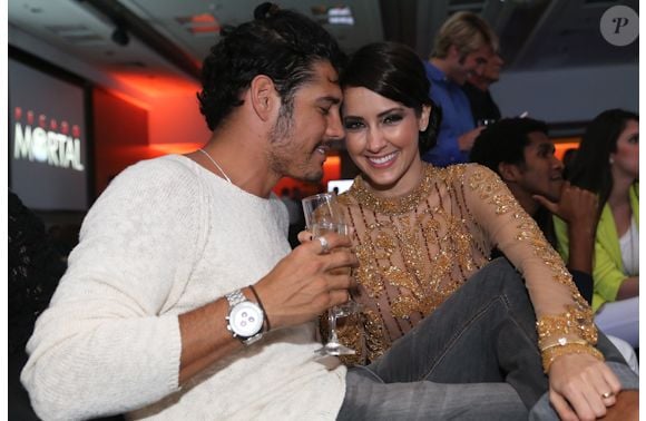 A atriz Maytê Piragibe revelou o verdadeiro motivo do fim do casamento com o ator Marlos Cruz, em 2013