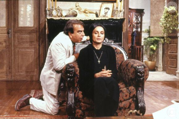 Coronel Modesto Pires na novela 'Tieta', Armando Bógus passou a sentir sintomas de leucemia em 1991 durante gravações de 'Meu Bem, Meu Mal'