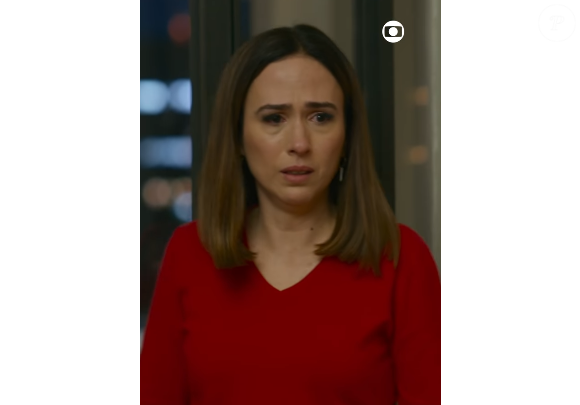 Apaixonada por animais e bastante ativa na defesa da causa animal, a apresentadora usou a rede social para dividir a tristeza que estava sentindo poucas horas antes de cumprir sua agenda de gravações da novela 'Quem Ama Cuida'.
