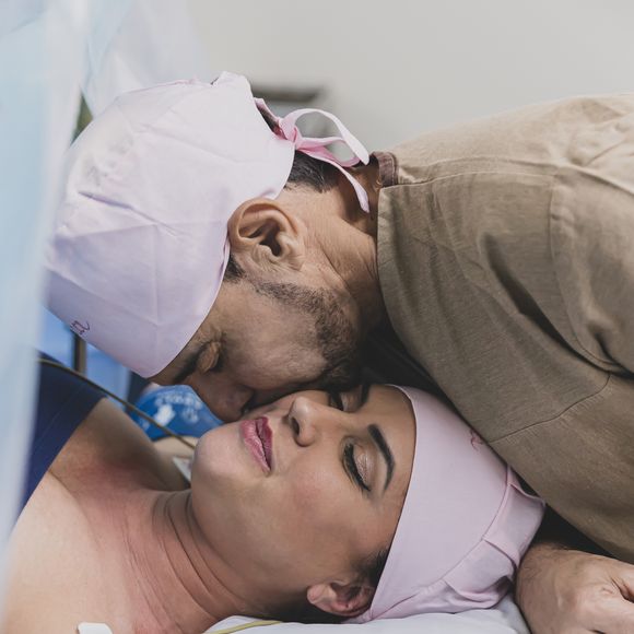 Zezé Di Camargo e Graciele Lacerda se casaram em 25 de agosto de 2024 e primeira filha do casal nasceu em 25 de dezembro de 2024