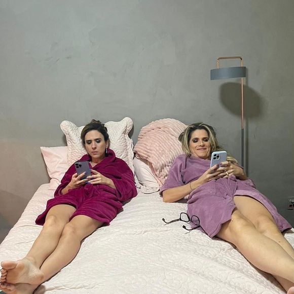 O filme 'Minha Irmã e Eu', protagonizado ao lado de Tatá Werneck, se tornou um verdadeiro fenômeno de público e ultrapassou a marca de 2 milhões de espectadores nos cinemas. A produção acabou entrando para a história como a maior bilheteria brasileira após a pandemia.