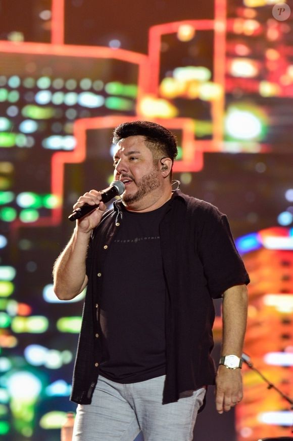 Em nota divulgada para o portal LeoDias, a equipe do cantor Bruno confirmou o falecimento e informou que tomou uma atitude sobre as últimas despedidas