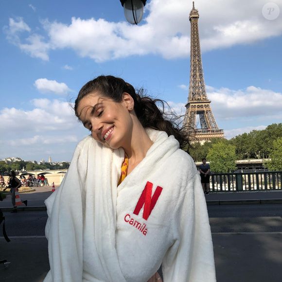 Um dos projetos de Camila Queiroz no streaming foi a série 'De Volta aos 15'