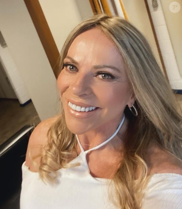 Christina Rocha mudou completamente sua aparência recentemente ao surgir renovada