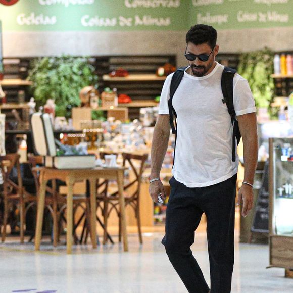 Cauã Reymond pode deixar o elenco da novela 'Vale Tudo' em meio a polêmicas com Bella Campos