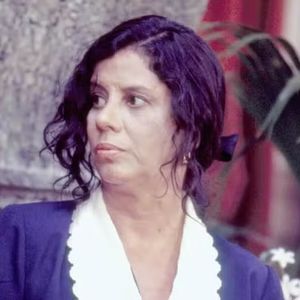 1993: um dos papeis mais recorrentes de Maria Gladys era como empregada - assim estava a atriz em 'Fera Ferida'