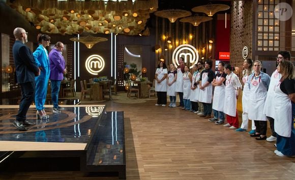 O oitavo episódio do "MasterChef Brasil 2025" foi daqueles de estômago embrulhado e não só por causa dos ingredientes fermentados. Exibido na terça-feira (15), o programa trouxe de volta os competidores para uma rodada dupla de provas, incluindo a estreia dos fermentados como protagonistas da vez