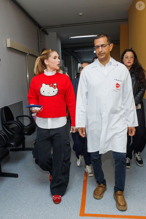 Virgínia Fonsceca começou a chamar atenção com looks mais infantis