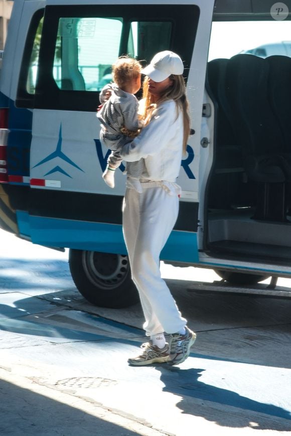 Gisele Bündchen é mãe de três filhos, o mais novo nascido em fevereiro de 2025