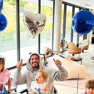Filhos de Zé Felipe e Virgínia conheceram a nova casa luxuosa do pai