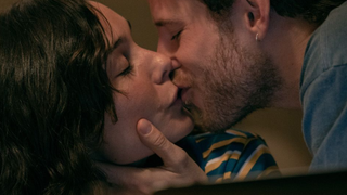 Com só 10 episódios na Netflix: a minissérie romântica que dura menos de duas horas e é ideal para assistir em um dia