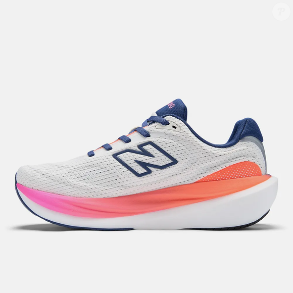 Com tecnologia Infinion Foam e foco em retorno de energia, o New Balance 1080v15 é apontado como um dos modelos mais avançados da marca para o uso diário