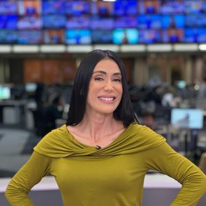 Michelle Barros deixou a Globo em 2022 após quase 10 anos comandando jornais da emissora