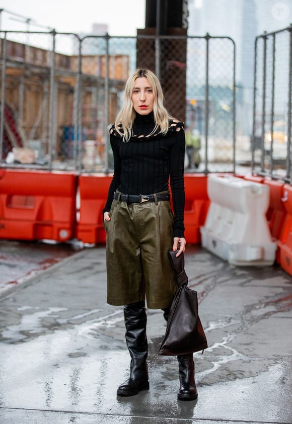 Bermuda baggy e botas cano longo: trend da moda para inspirar e copiar!