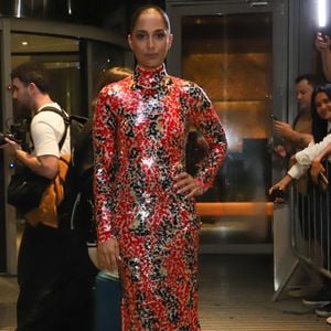 Camila Pitanga teve diagnóstico de doença cujos casos aumentaram bastante no ano passado. A doença já provocava alerta desde o final de 2023 na Europa e na Ásia.