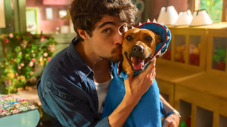 'Caramelo': o filme brasileiro TOP 1 na Netflix com Rafael Vitti que vai te fazer rir, chorar e querer adotar um cachorro