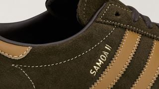 Adeus Samba: o novo tênis de estilo retrô que está fazendo sucesso com a Adidas é este modelo marrom, perfeito para a primavera